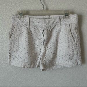 GAP White Boho Chic, Summer Festival, Cotton Eyelet Mid to High Waist Shorts